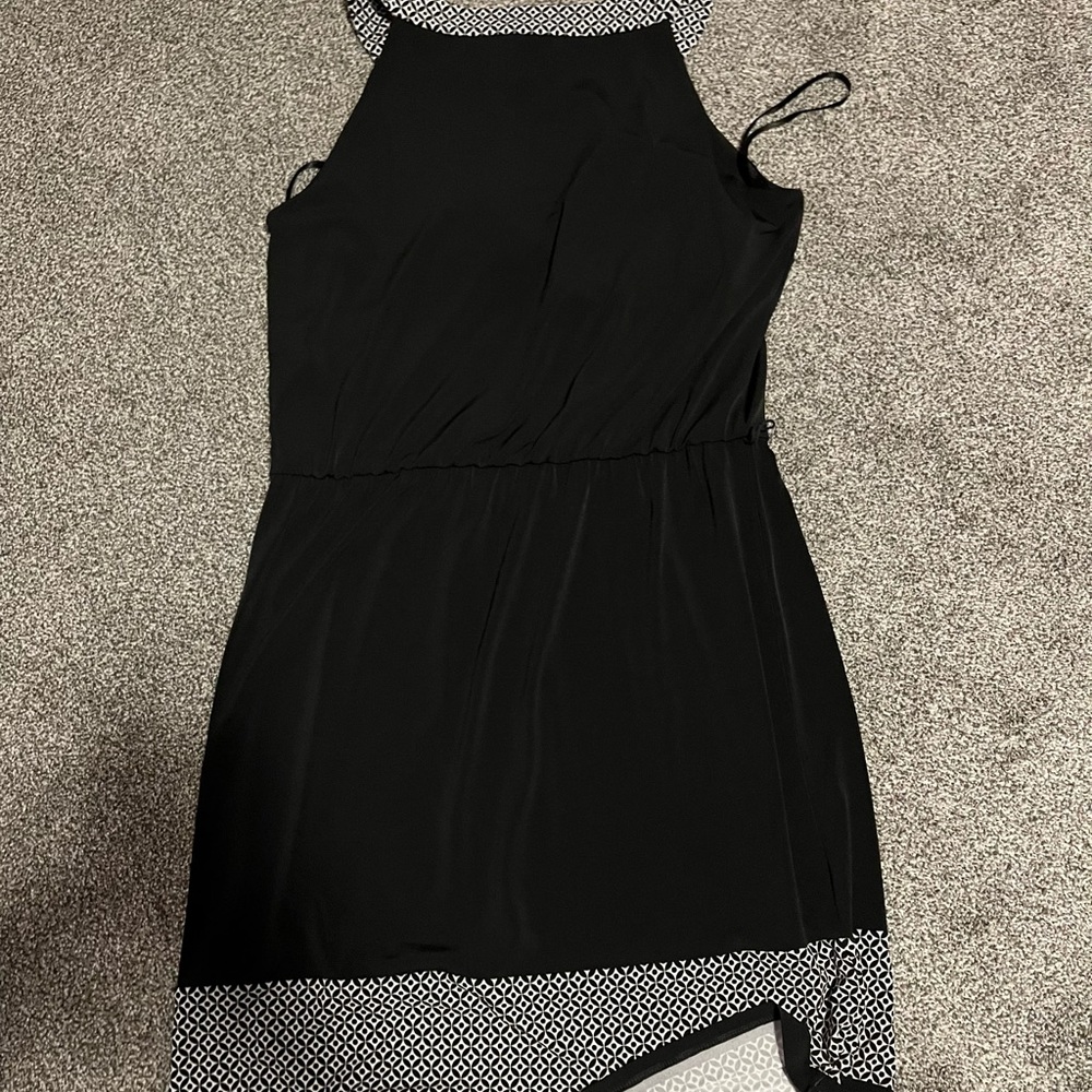 White House Black Market Shift dress size small.